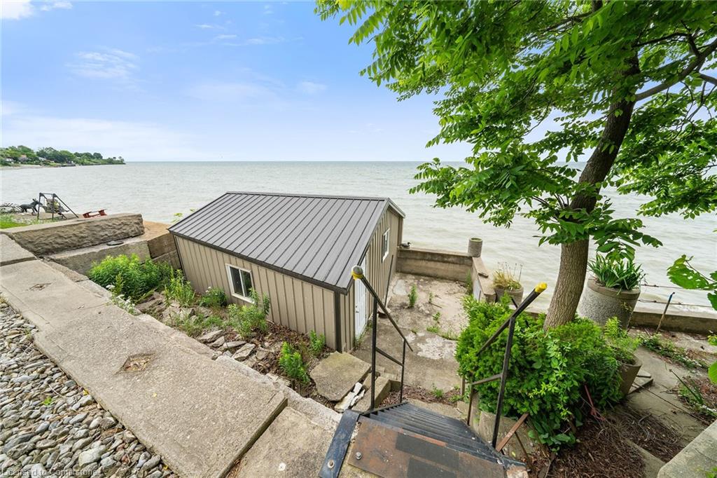 452 New Lakeshore Road Property Photo 43