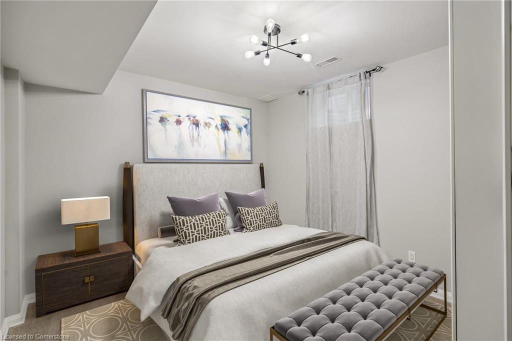 611 Simcoe Street Property Photo 37