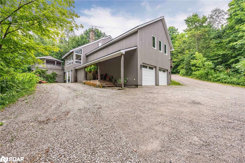 1241 Bass Lake Sideroad E Property Photo 3