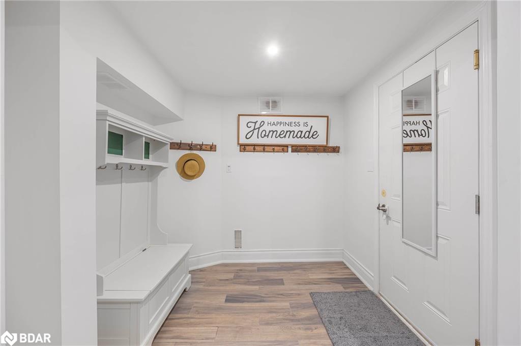1241 Bass Lake Sideroad E Property Photo 6