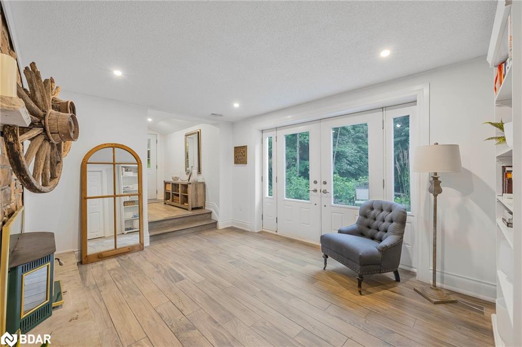 1241 Bass Lake Sideroad E Property Photo 8