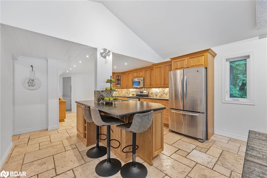1241 Bass Lake Sideroad E Property Photo 19