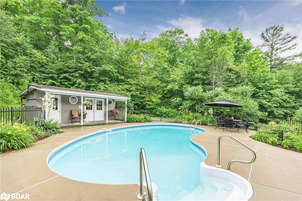 1241 Bass Lake Sideroad E Property Photo 42