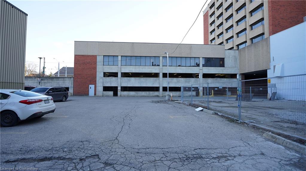 157 King E Property Photo 16