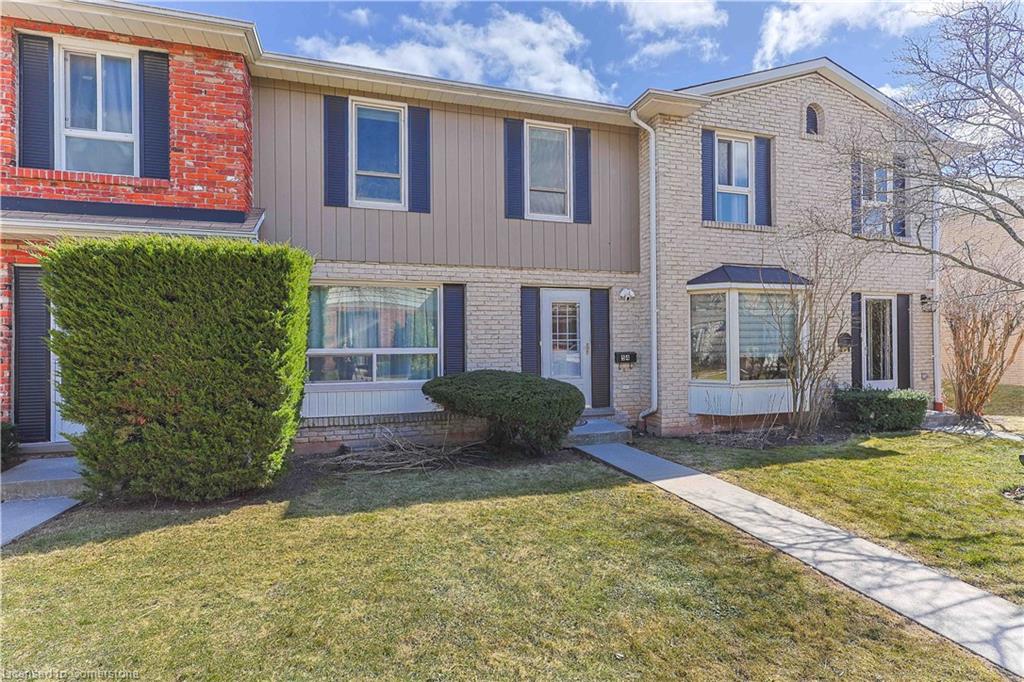 54-5475 Lakeshore Road Property Photo 2