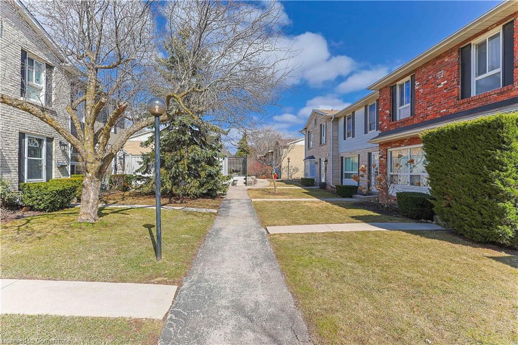 54-5475 Lakeshore Road Property Photo 4