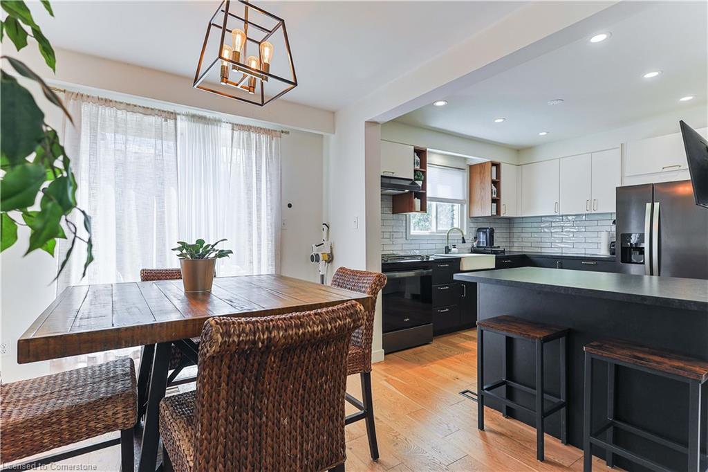 54-5475 Lakeshore Road Property Photo 12
