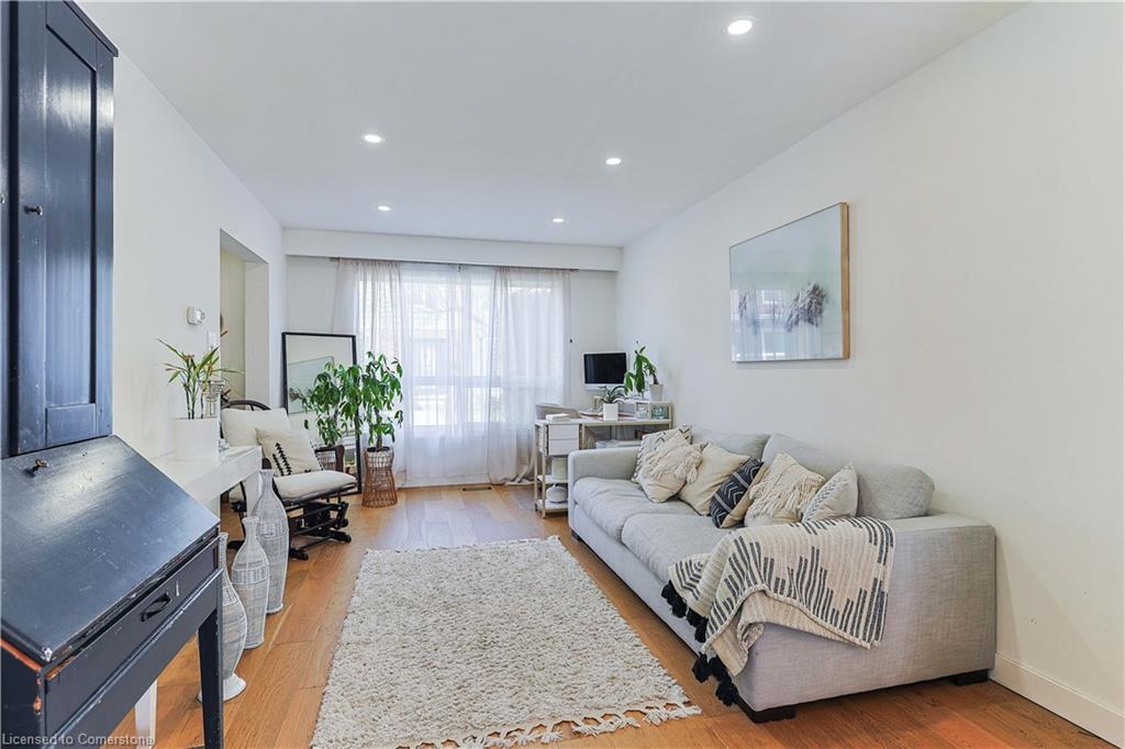 54-5475 Lakeshore Road Property Photo 16