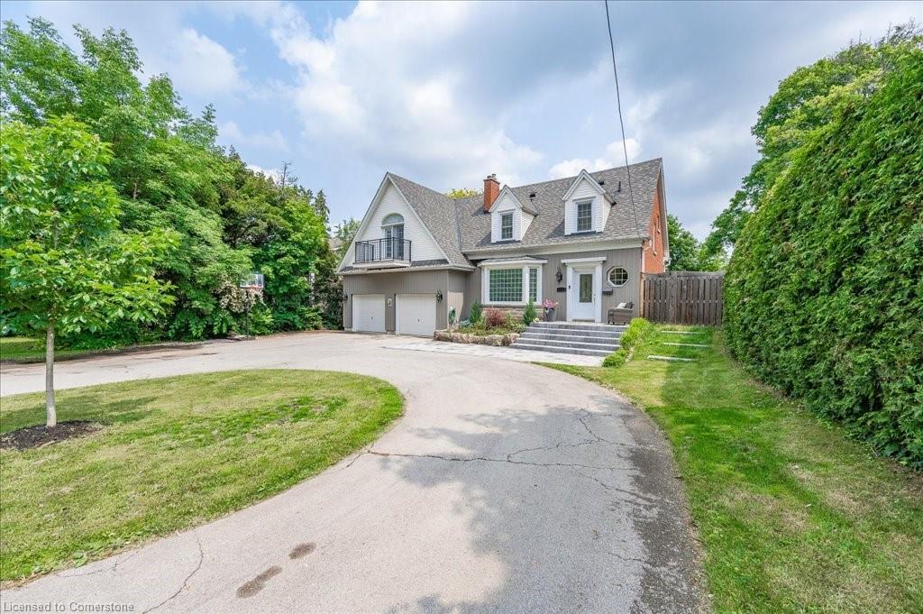 693 King Road Property Photo 3