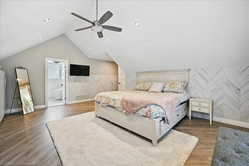 693 King Road Property Photo 23