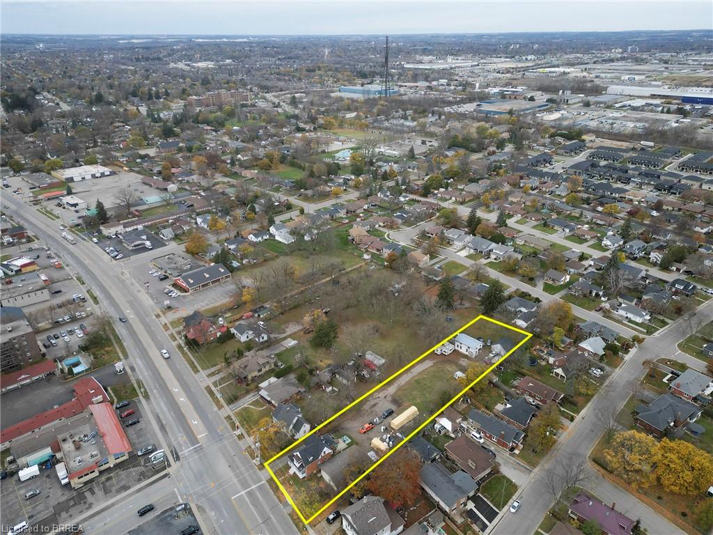 816 Colborne Street E Property Photo 6