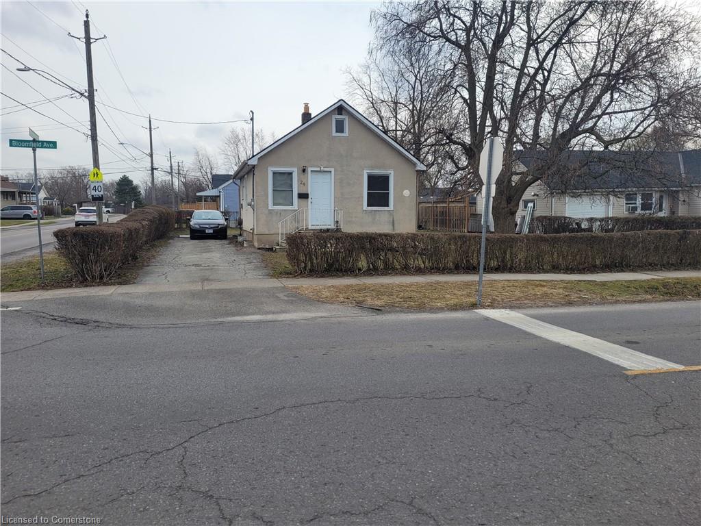 24 Bloomfield Avenue Property Photo