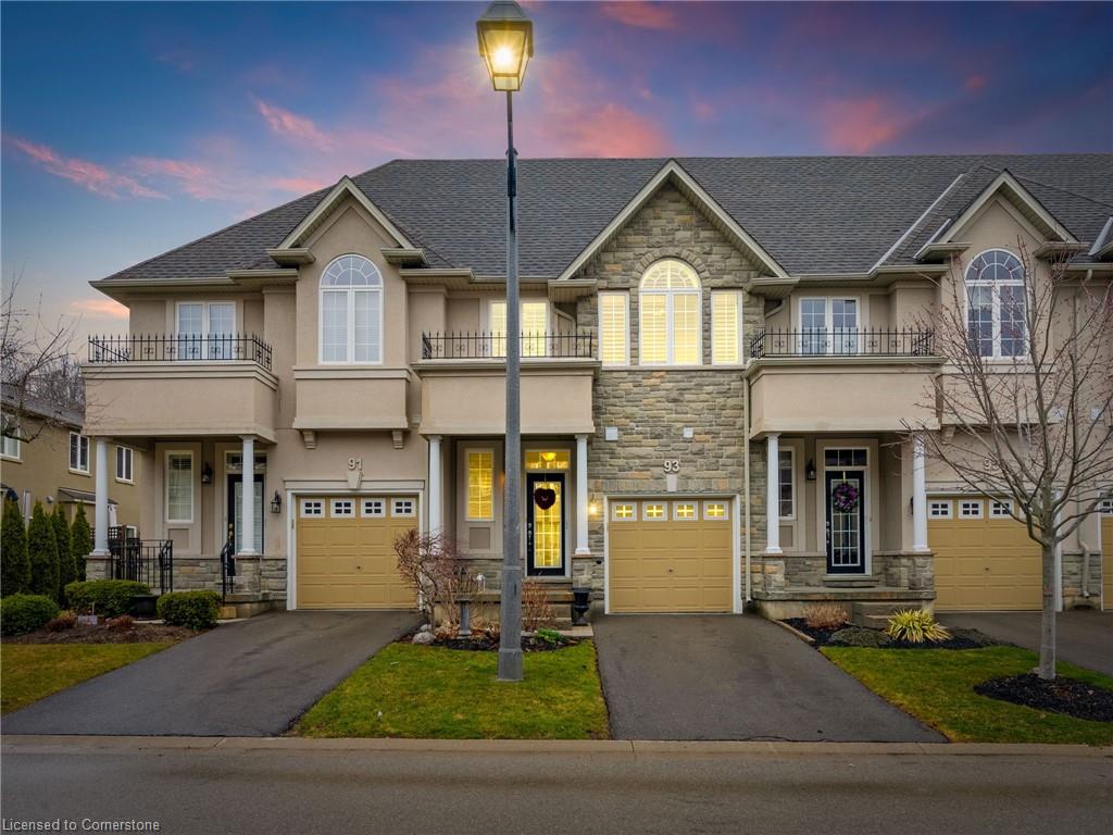 93 Forest Valley Crescent Property Photo