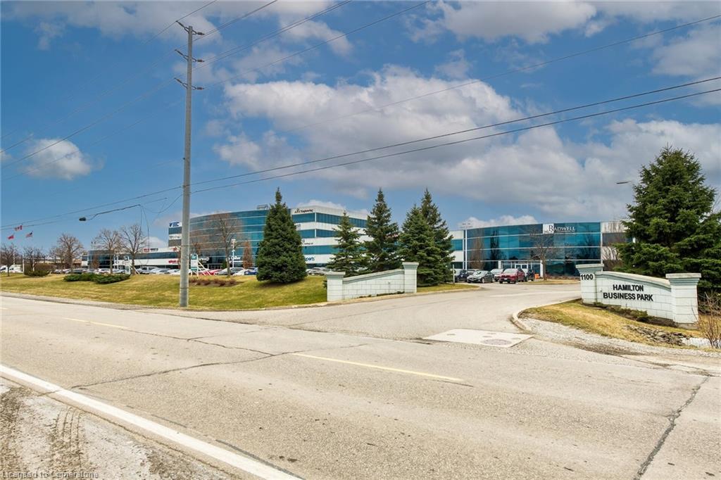221-1100 South Service Road Property Photo 42