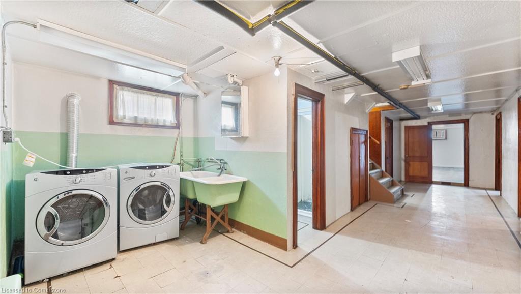 27 Church Street E Property Photo 26