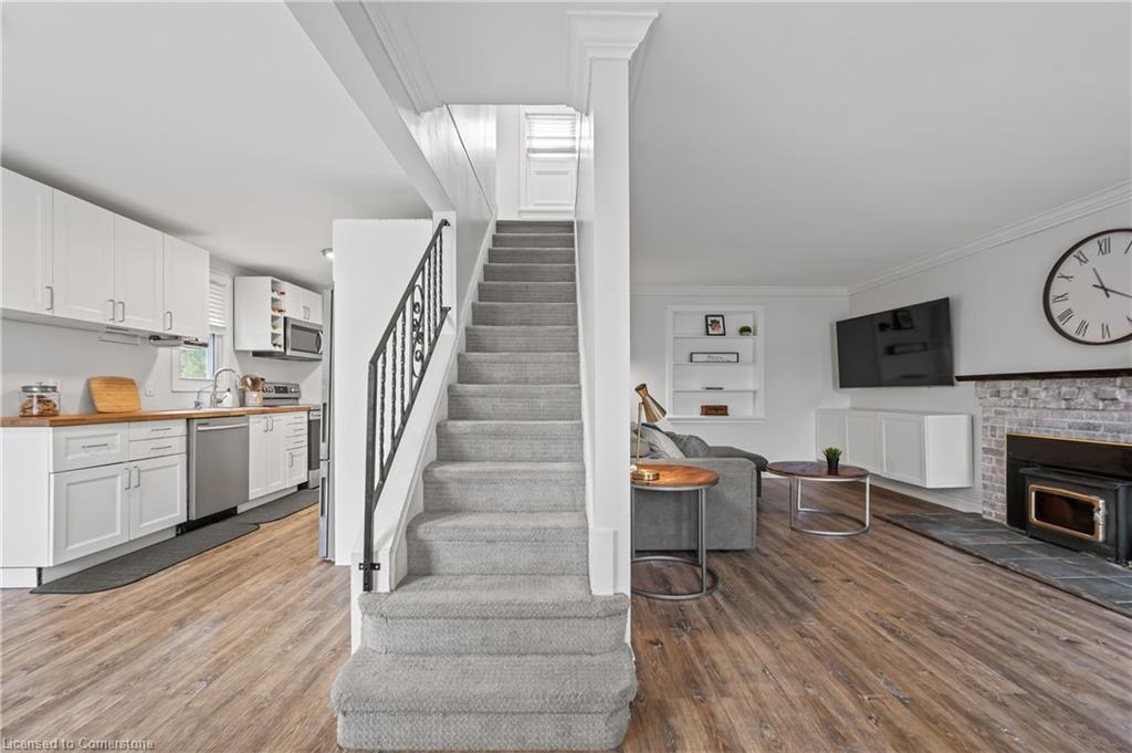 23 Clench Avenue Property Photo 4