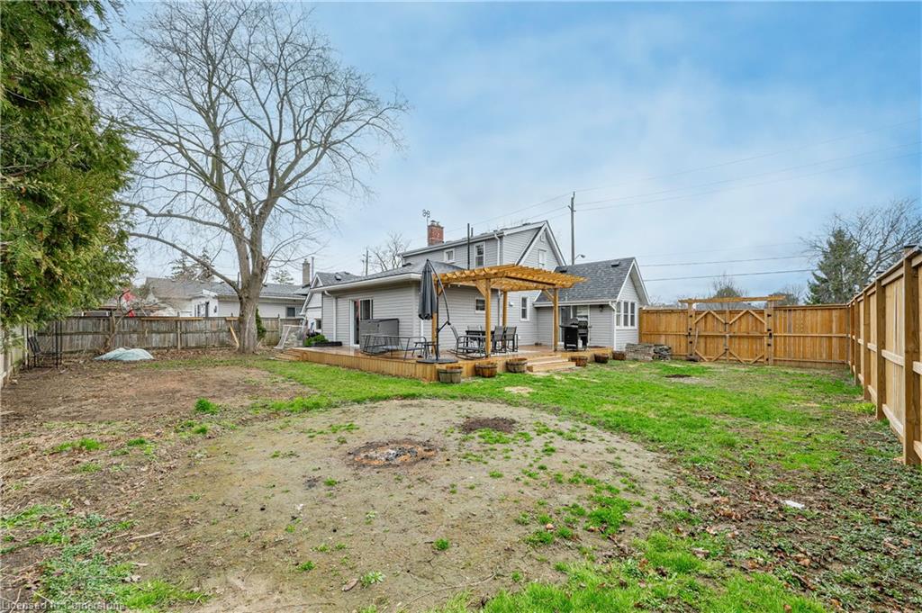 23 Clench Avenue Property Photo 37