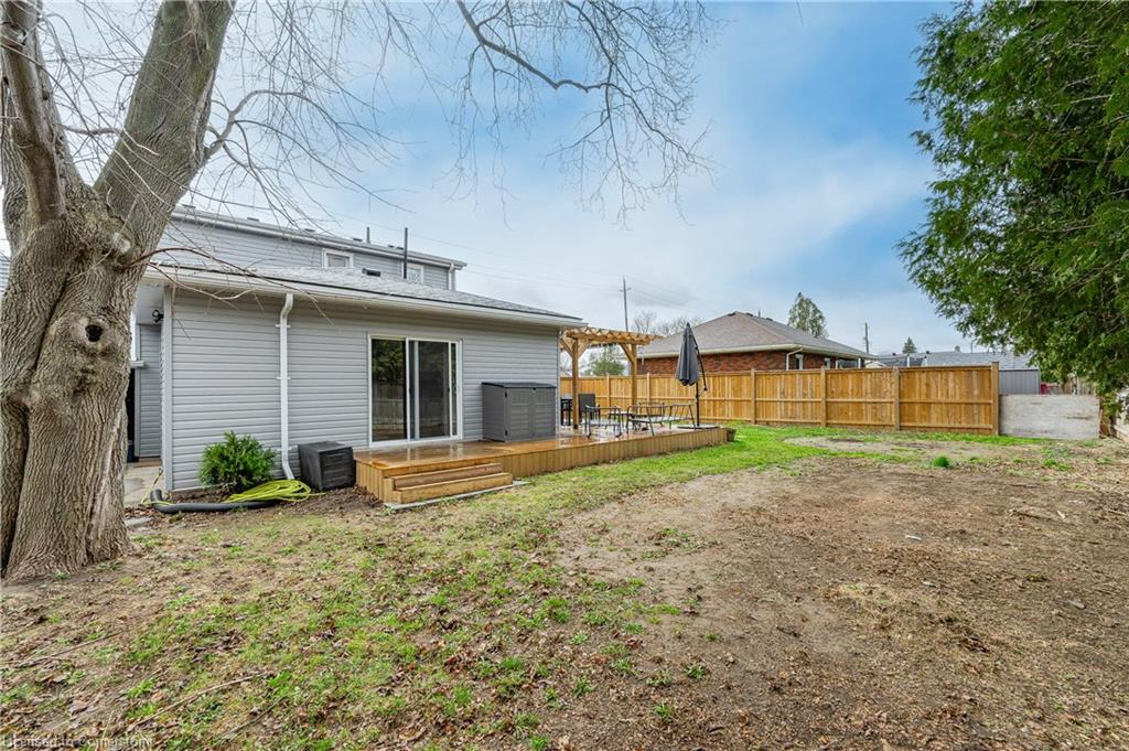 23 Clench Avenue Property Photo 41