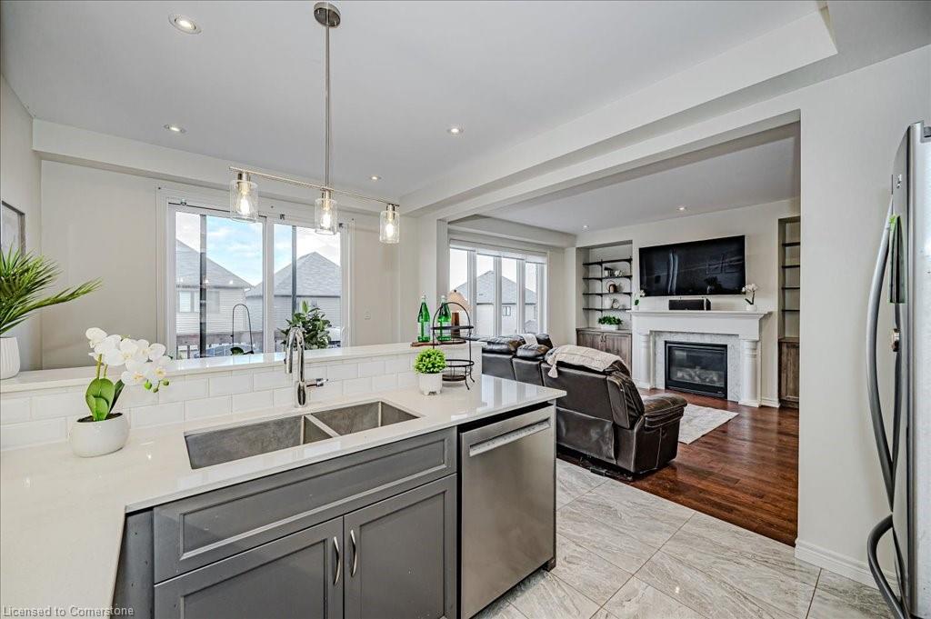 4077 Thomas Street Property Photo 17