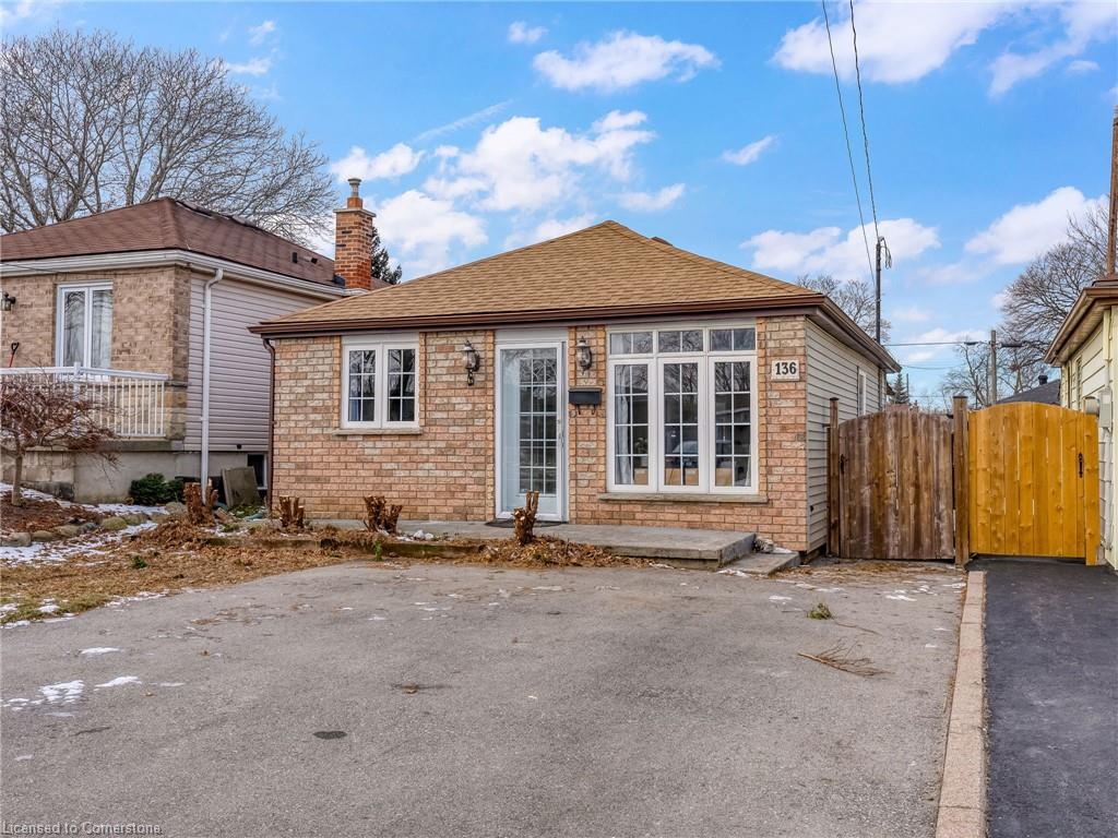 136 East 45th Street Property Photo 1