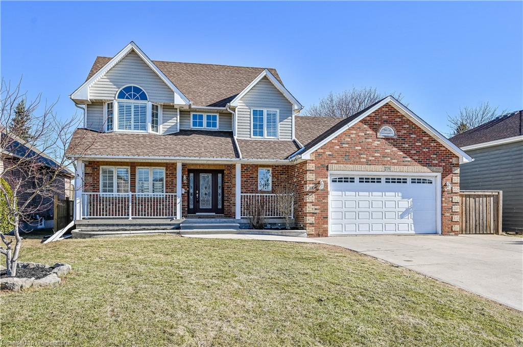 228 Highland Road W Property Photo