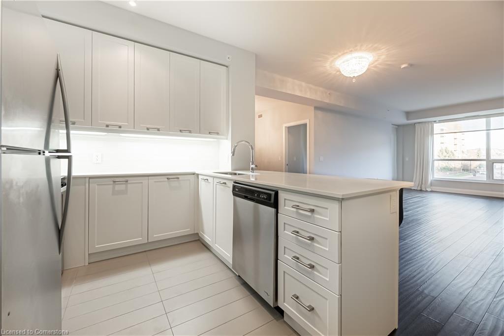 206-2480 Prince Michael Drive Property Photo 4