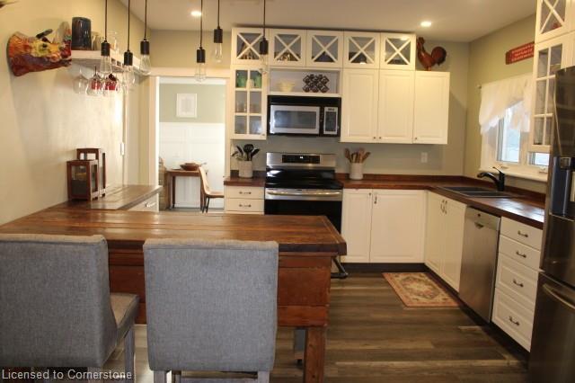 16 First Street W Property Photo 15