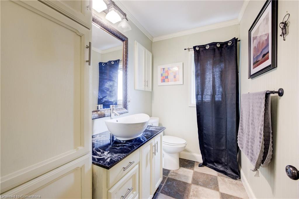 16 First Street W Property Photo 18