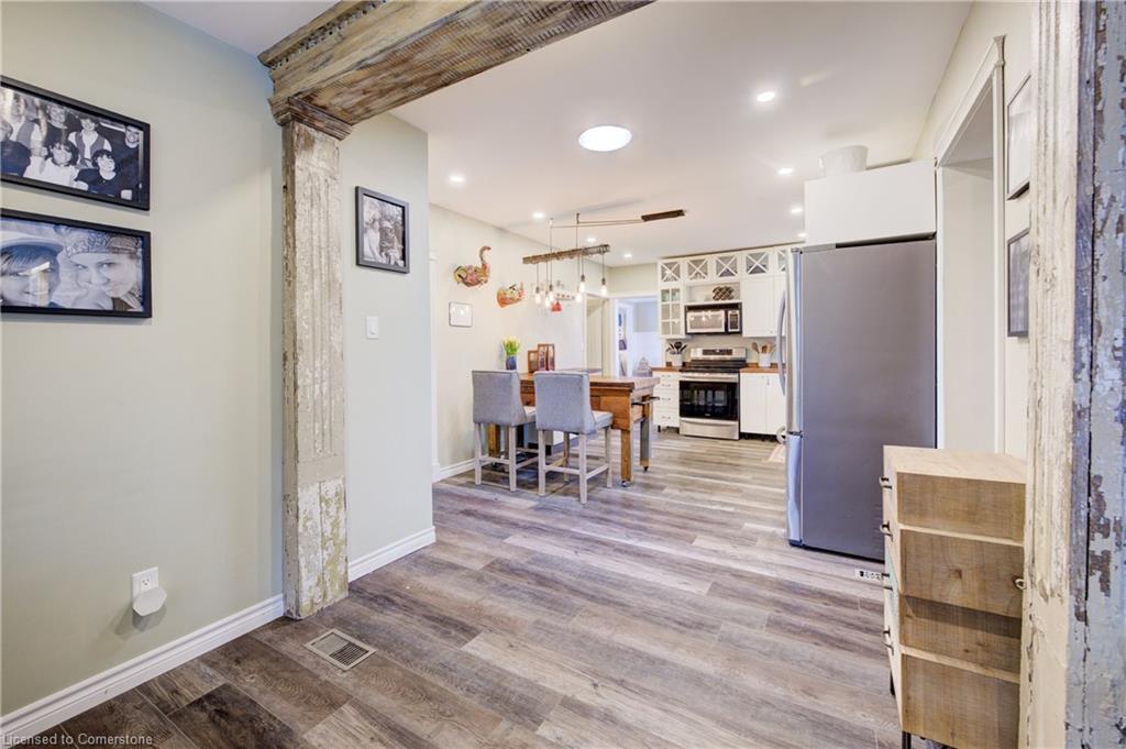 16 First Street W Property Photo 22