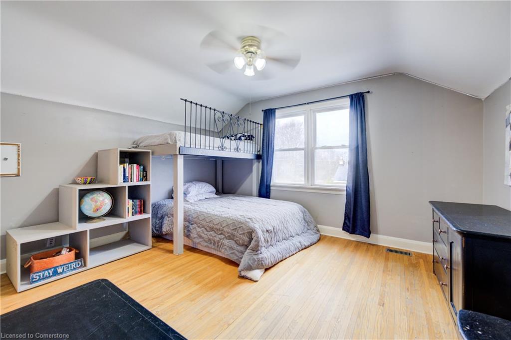 16 First Street W Property Photo 31