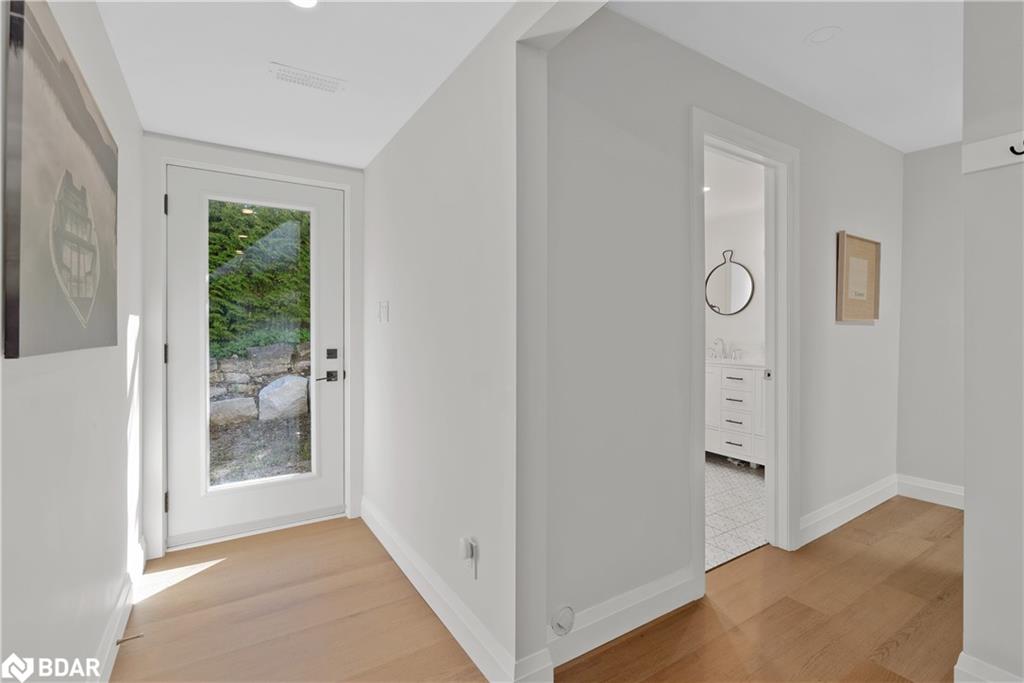 2371 Lakeshore Road E Property Photo 24