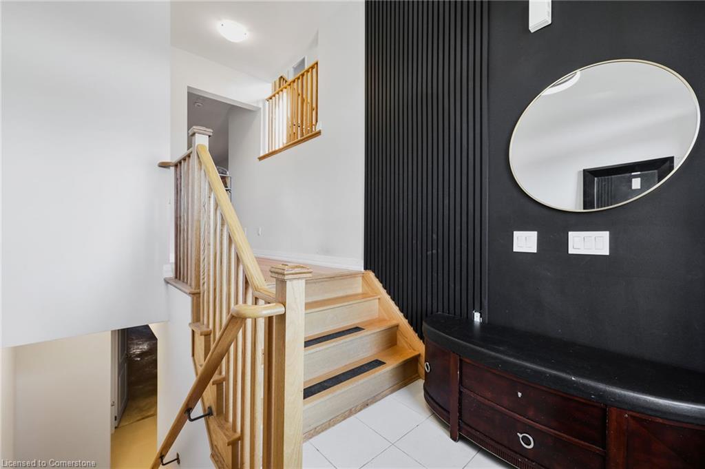1403 Upper Thames Drive Property Photo 6