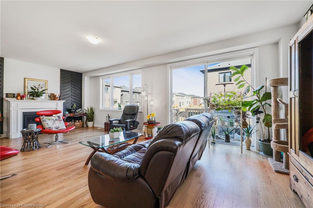 1403 Upper Thames Drive Property Photo 15
