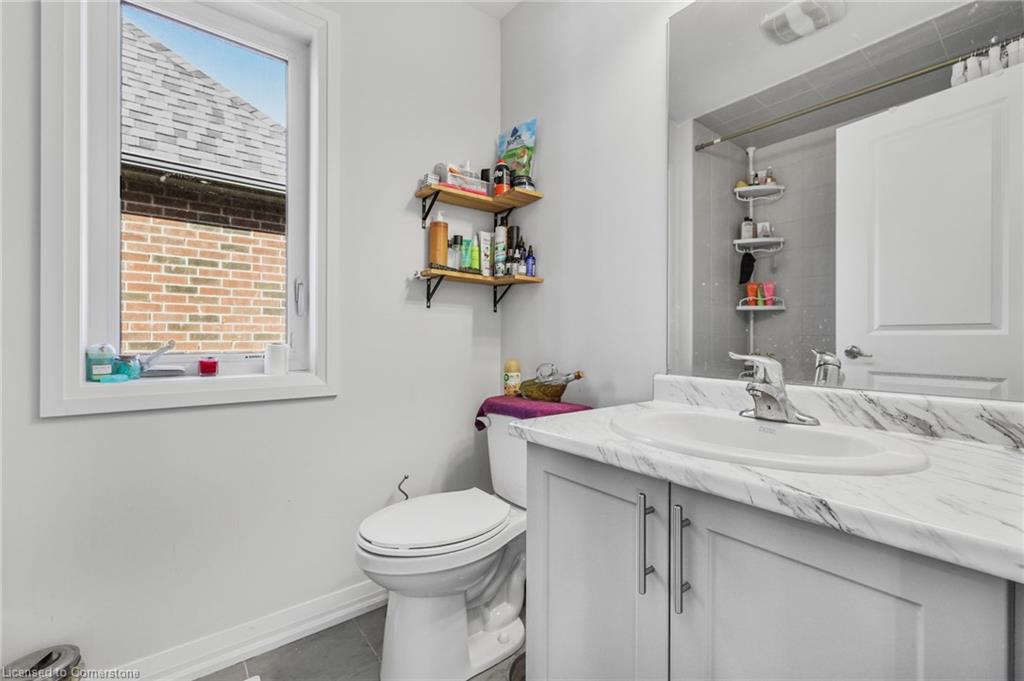 1403 Upper Thames Drive Property Photo 40