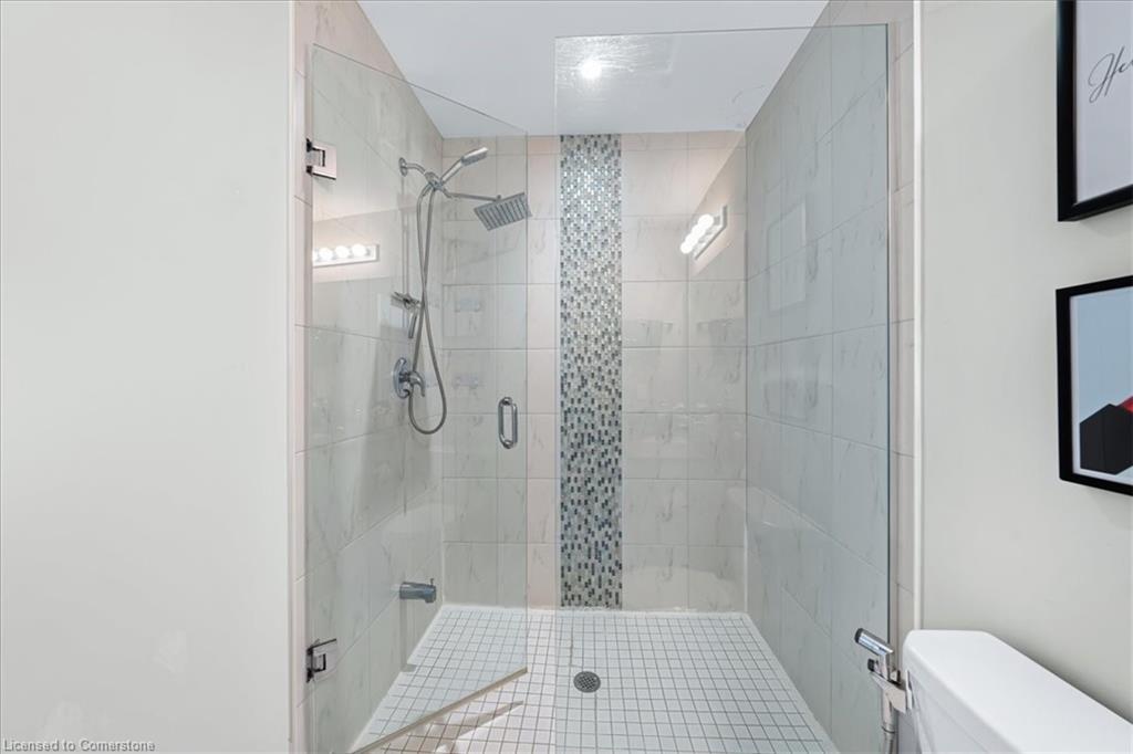 75 Southshore Crescent Property Photo 28