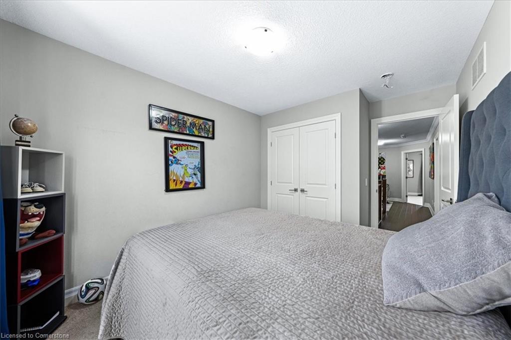 75 Southshore Crescent Property Photo 35