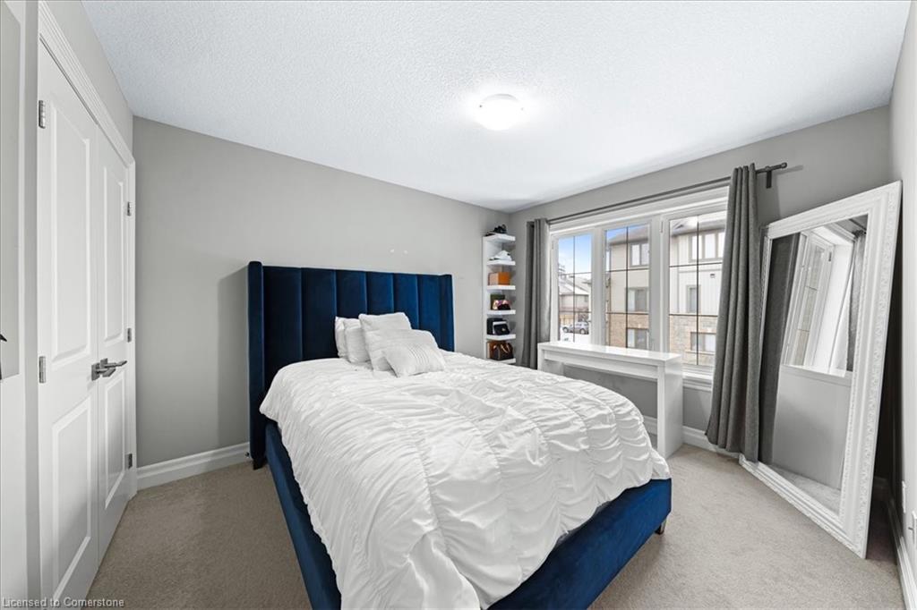 75 Southshore Crescent Property Photo 37