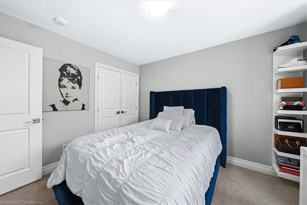 75 Southshore Crescent Property Photo 39