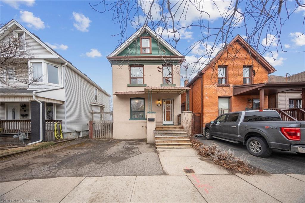 21 East Bend Avenue Property Photo 1