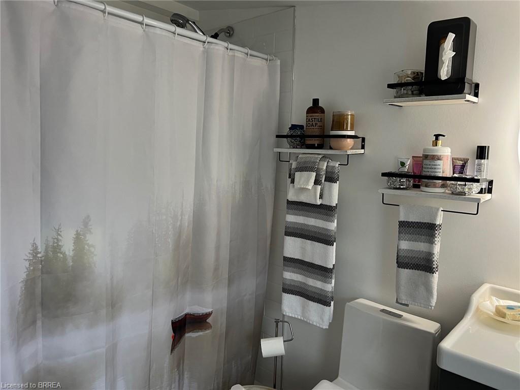 3185 Lindley Street Property Photo 13