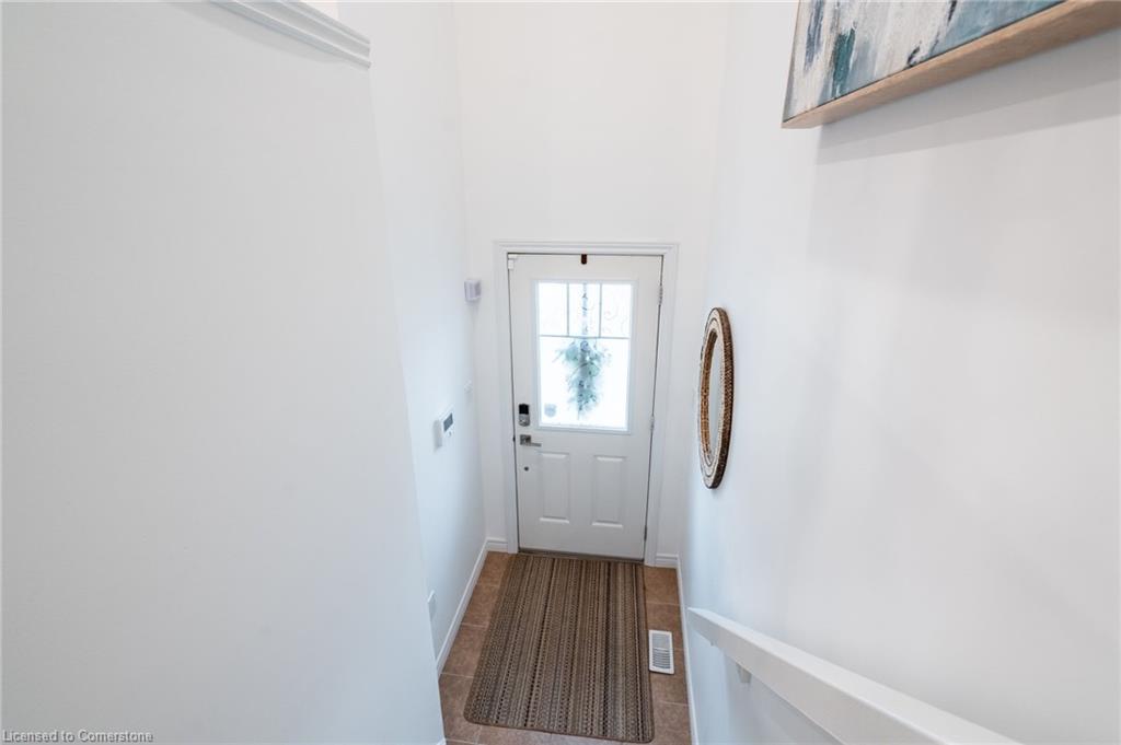 11-247 Festival Way Property Photo 5