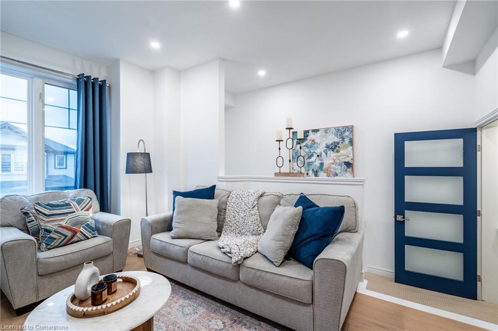 11-247 Festival Way Property Photo 18