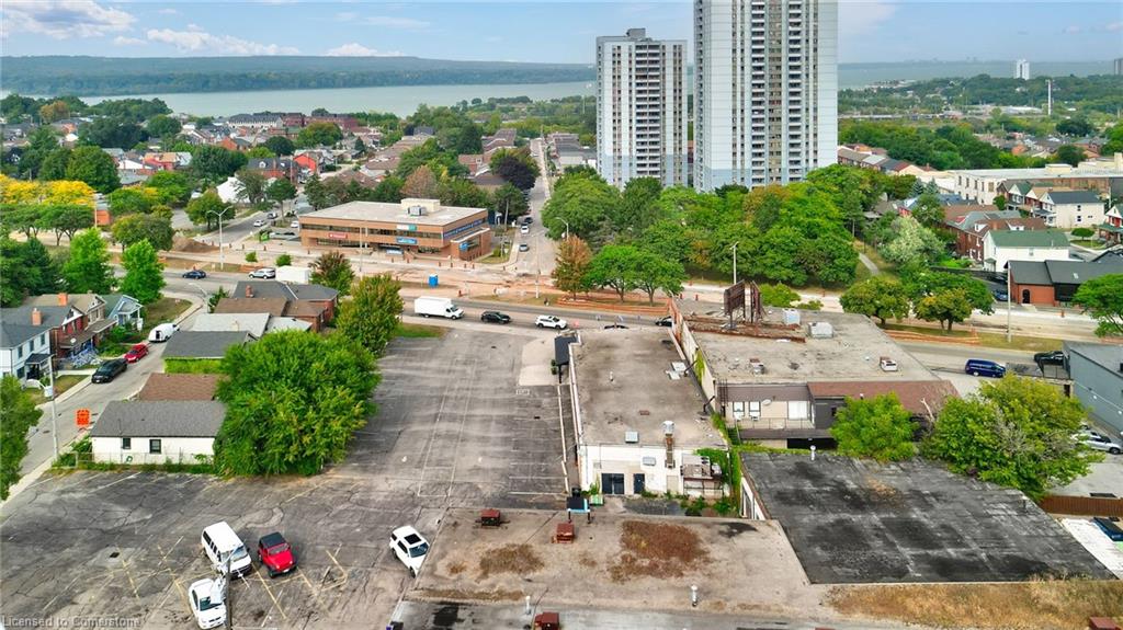 339 York Boulevard Property Photo 37