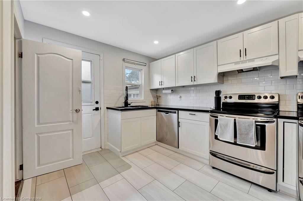65 Connaught Avenue N Property Photo 14
