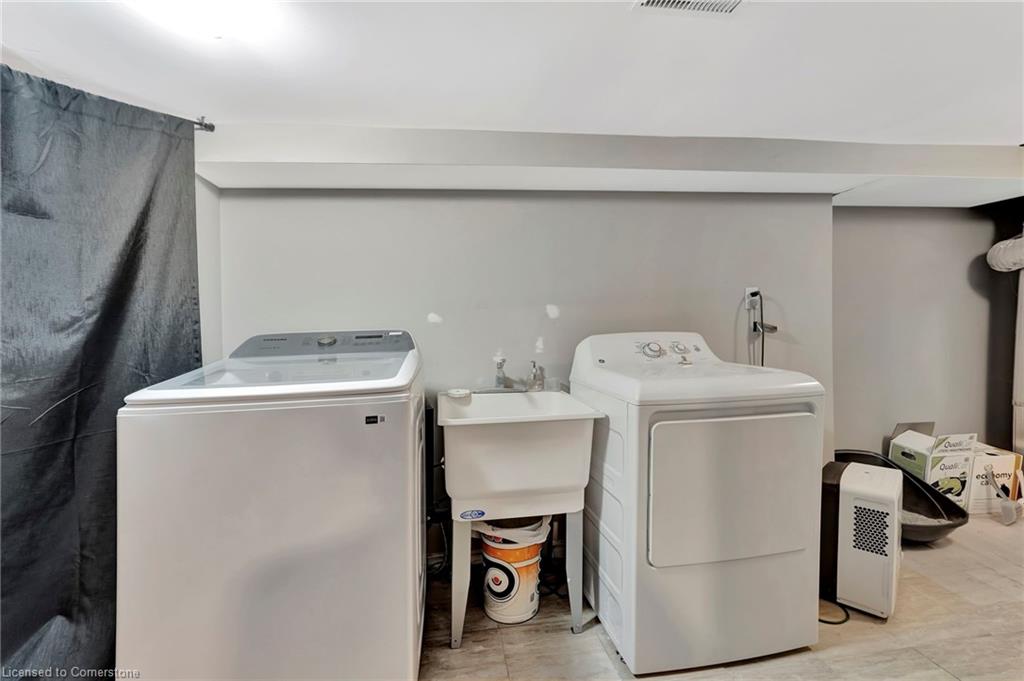 65 Connaught Avenue N Property Photo 27