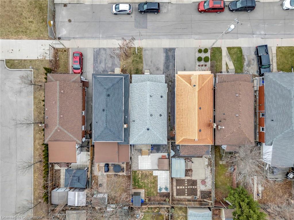 65 Connaught Avenue N Property Photo 45