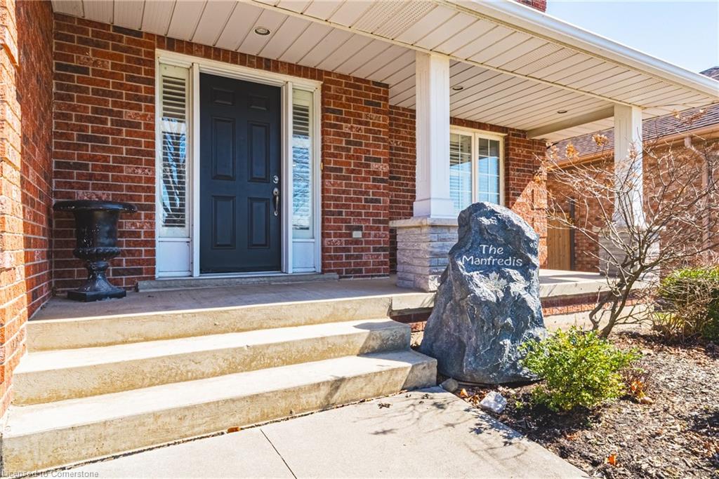 19 Liuna Court Property Photo 4