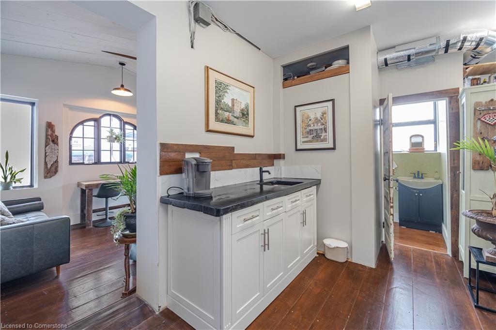 7 Jerman Street Property Photo 10