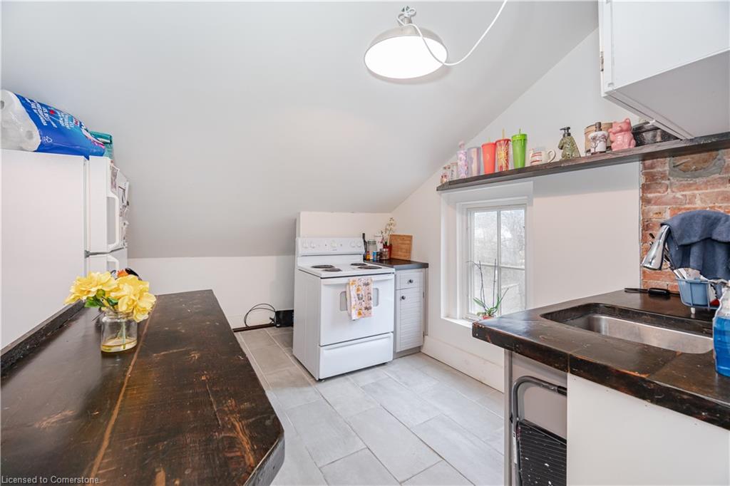 7 Jerman Street Property Photo 32