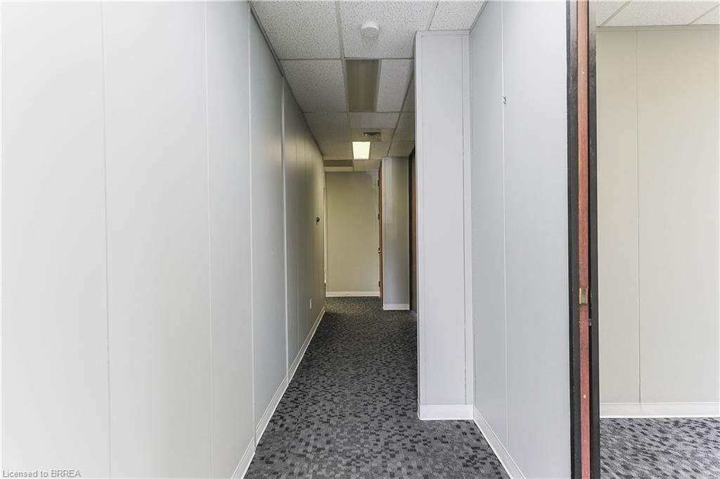 203-325 West Street Property Photo 17